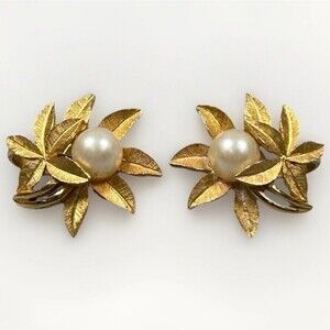 Crown Trifari Earrings Gold Tone Flowers Faux Pearl Clip Earrings 1960's Vintage